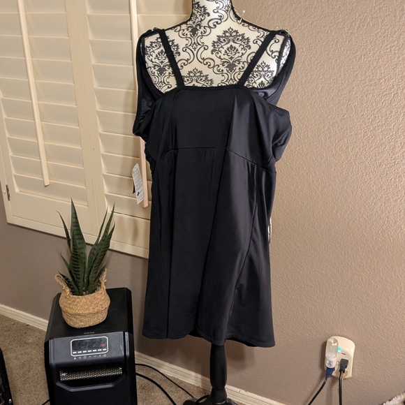 Ladies Black Dress Style Bathing Suit Size 16 - Picture 5 of 10